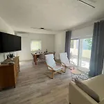 Delfin Jacuzzi , Bribir-novi Vinodolski Apartment *
