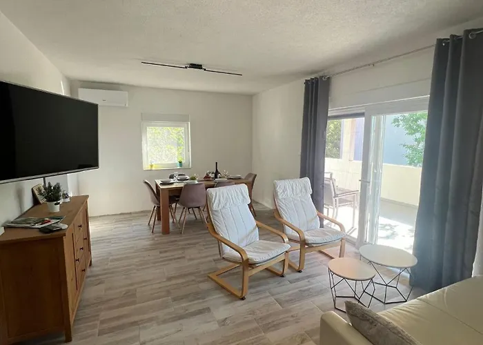 Delfin Jacuzzi , Bribir-novi Vinodolski Apartment *