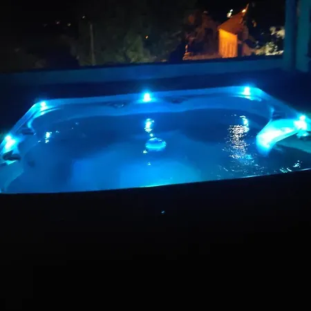 Delfin - Beheizter Pool & Jacuzzi In - Crikvenica - Novi Vinodolski
