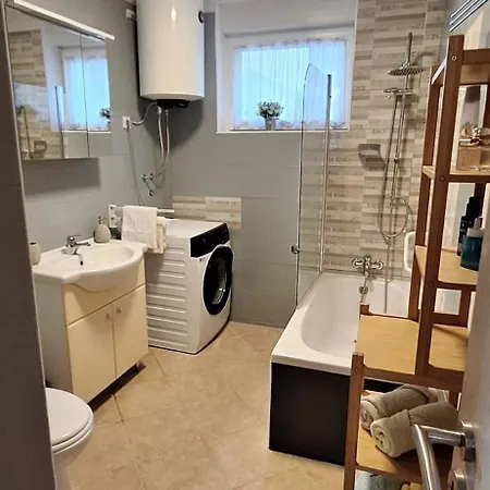 Apartman Delfin - Beheizter Pool & Jacuzzi In - Crikvenica - Novi Vinodolski